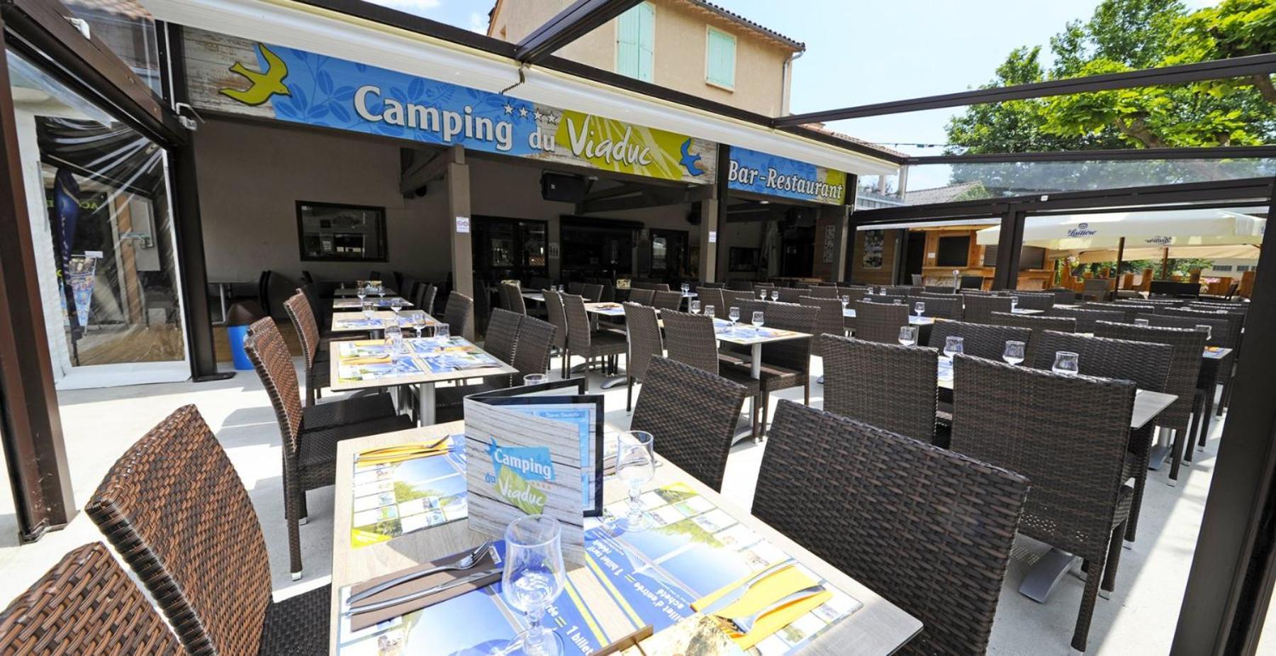 Mobil Home Xxl 4 Chambres - Camping Le Viaduc Millau Dış mekan fotoğraf